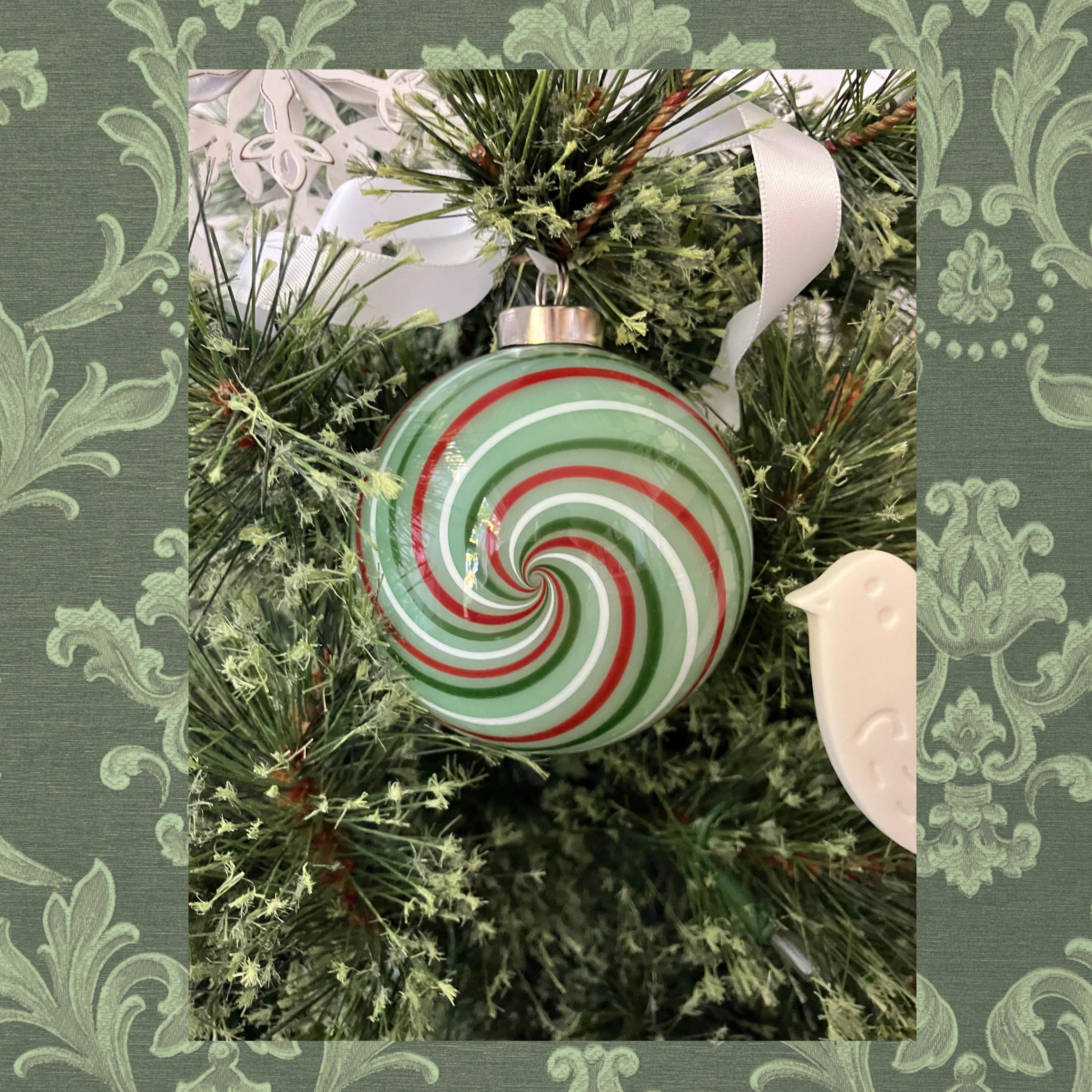 Handcrafted Blown Glass Christmas Ornament | Exclusive | Distinctive Holiday Present