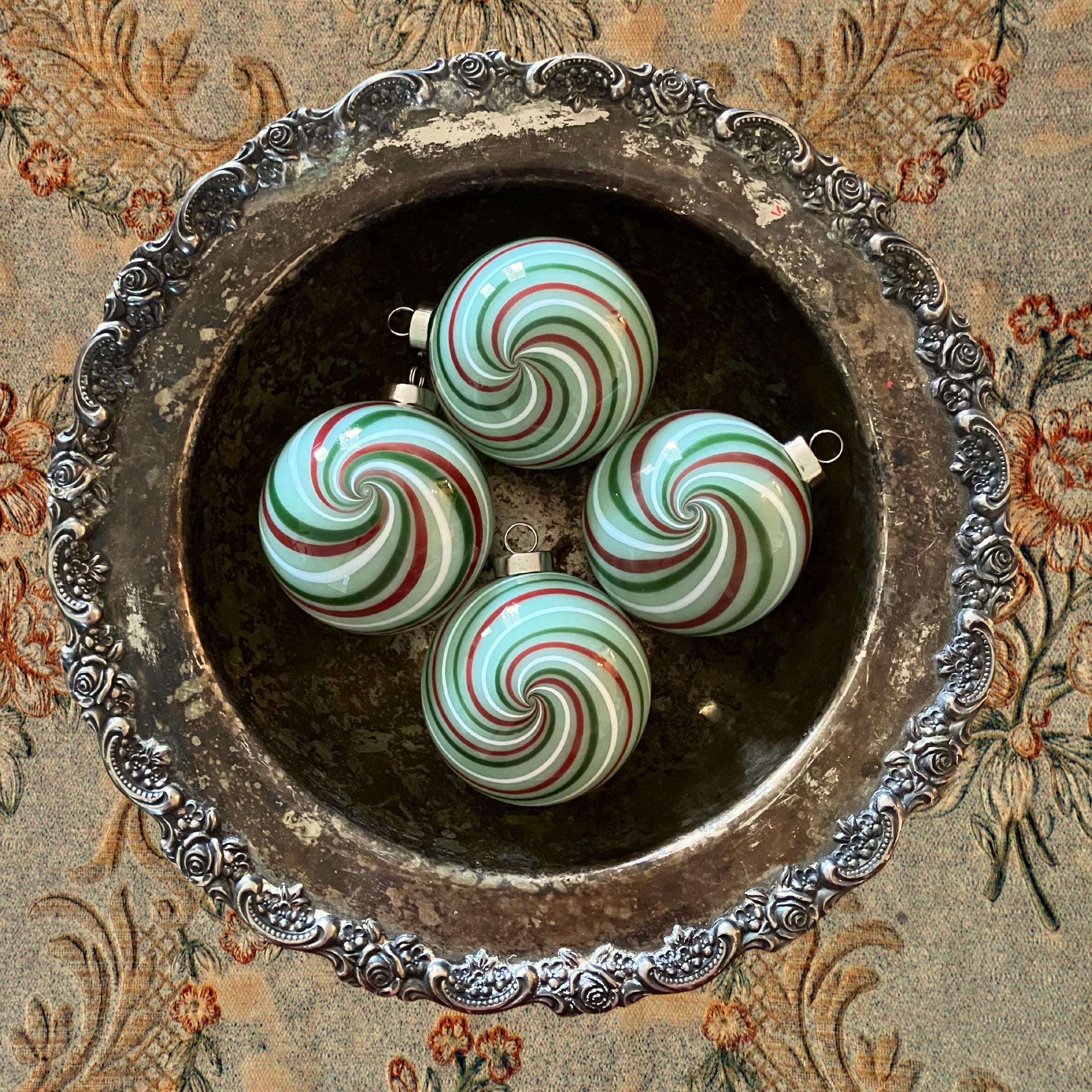 Handcrafted Blown Glass Christmas Ornament | Exclusive | Distinctive Holiday Present